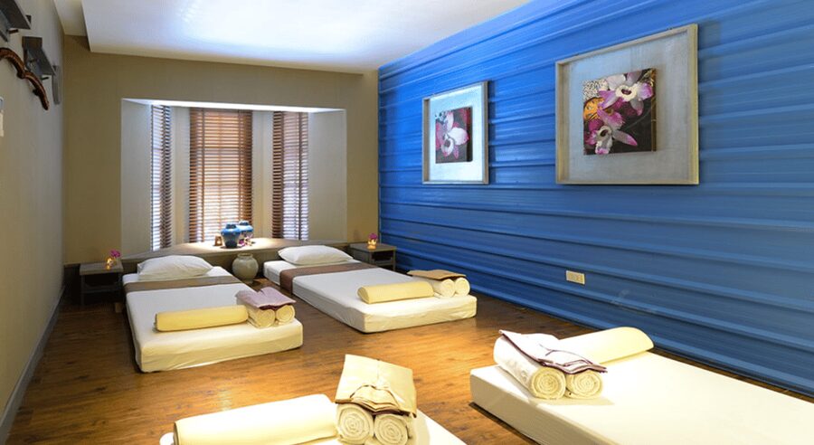 Chiang Mai: Let's Relax Chiang Mai Thapae E-Voucher - Language, access, and the overall feel