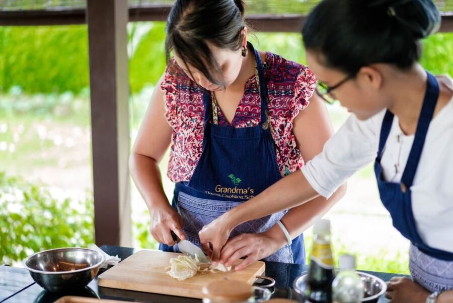 Chiang Mai: Local Northern Thai Cooking Class at Grandma's - Lunch gives you a chance to judge your own work