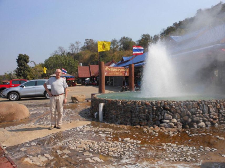 Chiang Mai: Long Neck Village & Chiang Rai’s Iconic Temples - Key points to know before booking