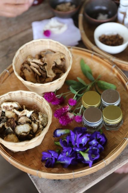 Chiang Mai : Making Herbal Ball And Inhaler - Who will enjoy this most?