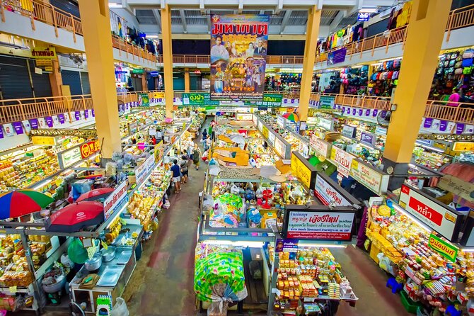 Chiang Mai Michelin Food Walking Tour with Professional Tour Guide - Timing, heat, and route changes