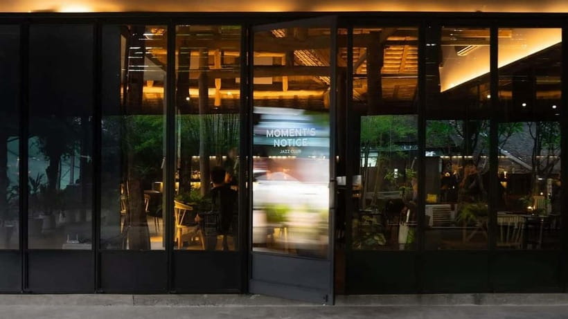 Chiang Mai: Moment's Notice Jazz Club F&B Packages - Food and drinks that shape the experience