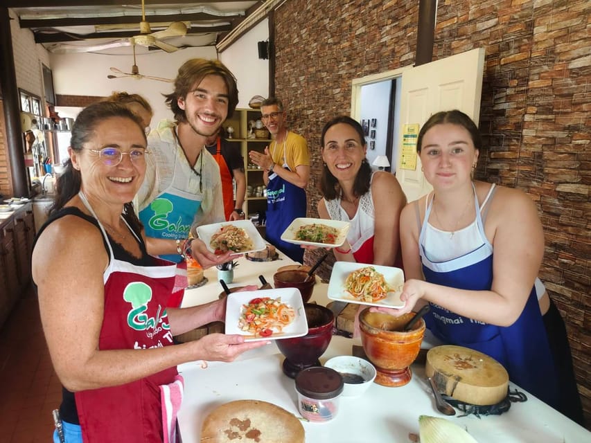 Chiang Mai: Morning Cooking Class with Market Visit - From Chiang Mai hotel pickup to the morning market