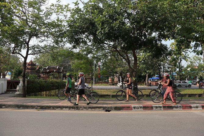 Chiang Mai Night Bike Tour - Tha Phae and the old city’s eastern edge