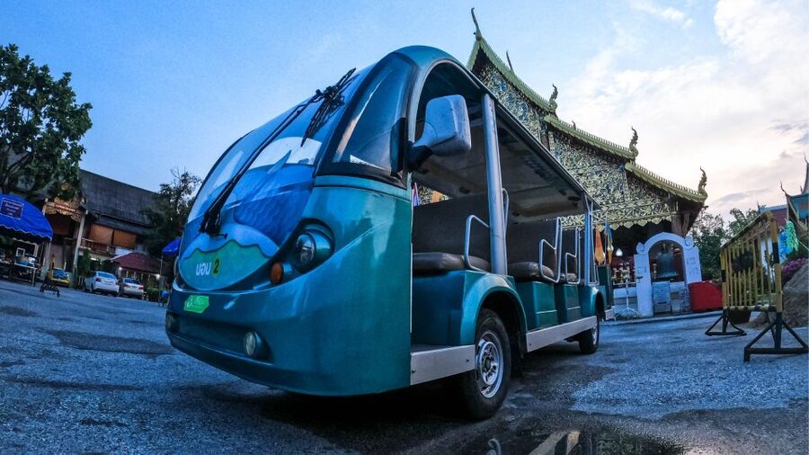 Chiang Mai: Nighttime City Highlights by EV Tram - Markets and gates: seeing the city as a living place