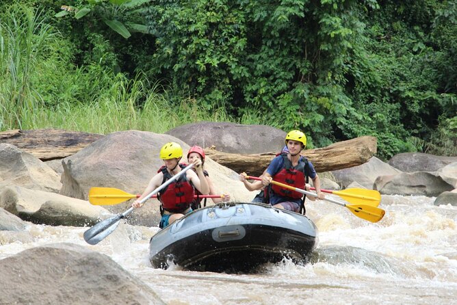 Chiang Mai Rafting in Mae Taeng River with Thai Buffet - Rafting the Mae Taeng through northern Thailand