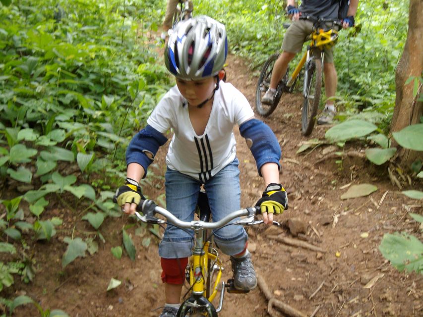 Chiang Mai: Rainforest Guided Mountain Biking Tour - Wat Doi Thaen Phra Pha Luang and the first stop