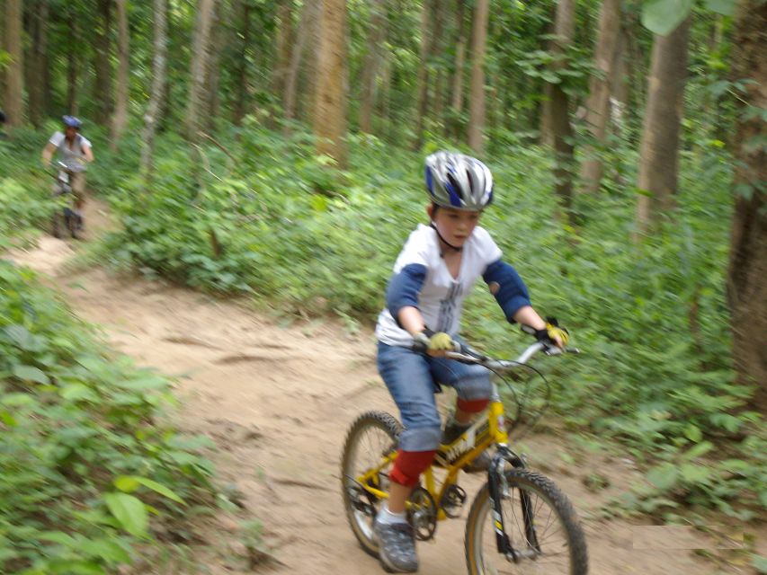 Chiang Mai: Rainforest Guided Mountain Biking Tour - Who should book this ride