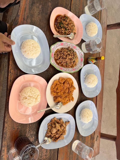 Chiang Mai:Sticky Watefall private tour with lunch - Who Should Book This Outing?