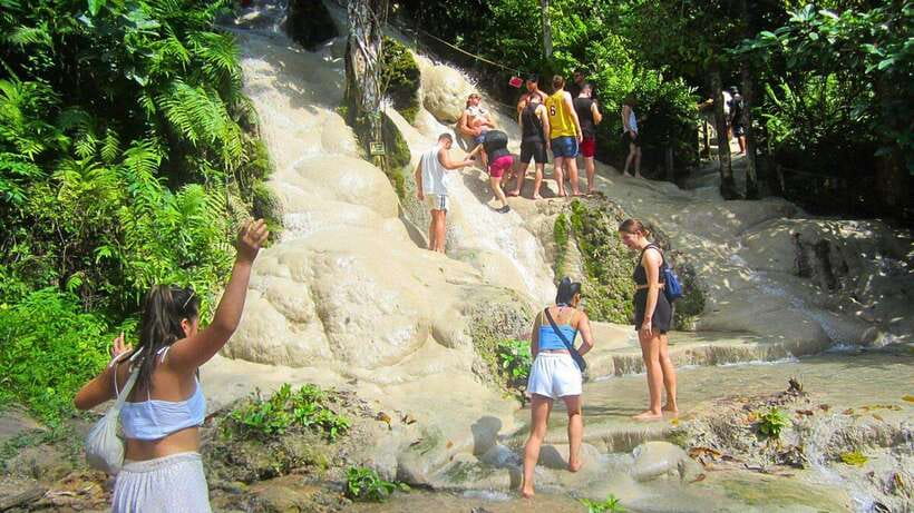 Chiang Mai: Sticky Waterfall, Chet Si Fountain Park Transfer - Why Sticky Waterfall is worth the trip