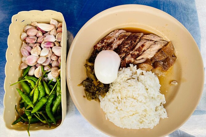 Chiang Mai Street Food Tour by Tuk Tuk with Pick Up - Chang Phuak Gate and the Main Food Stop