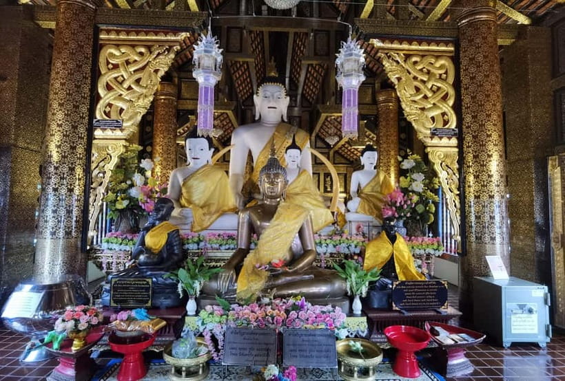 Chiang Mai: Temple And City Walking Tour Part I - Who should book this experience?