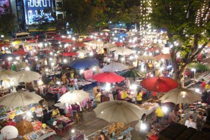 Chiang Mai Temples and Market Tuk-Tuk Evening Night Tour - Why an evening tuk-tuk is a smart way to see Chiang Mai