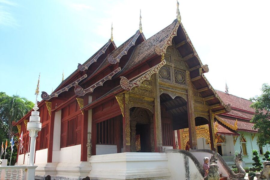 Chiang Mai: Temples & Culture Tour - Transport, pickup, and group size