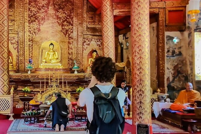 Chiang Mai Temples & Old City Hidden Gems Small Group Tour 2 Hrs - Key points at a glance