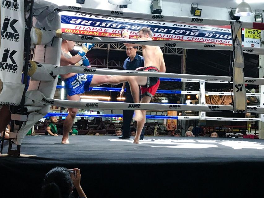 Chiang Mai: Thapae Boxing Stadium Muay Thai Match Ticket - Arriving near Thapae Gate
