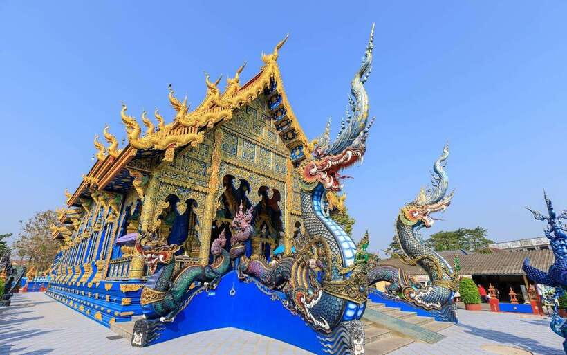 Chiang Mai: White, Blue & Big Buddha Temples in Chiang Rai - Why Chiang Rai Works as a Day Trip from Chiang Mai
