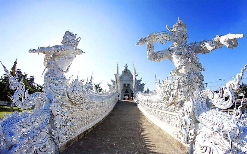 Chiang Mai: White, Blue & Big Buddha Temples in Chiang Rai - The Hot Spring Break Before the Temples