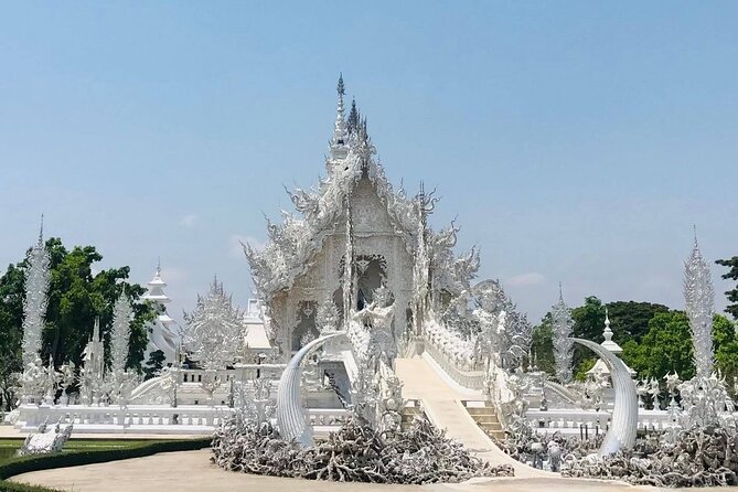 Chiang Rai and White Temple Private All-Inclusive Day-Tour - Why this Chiang Rai day trip is worth the long drive
