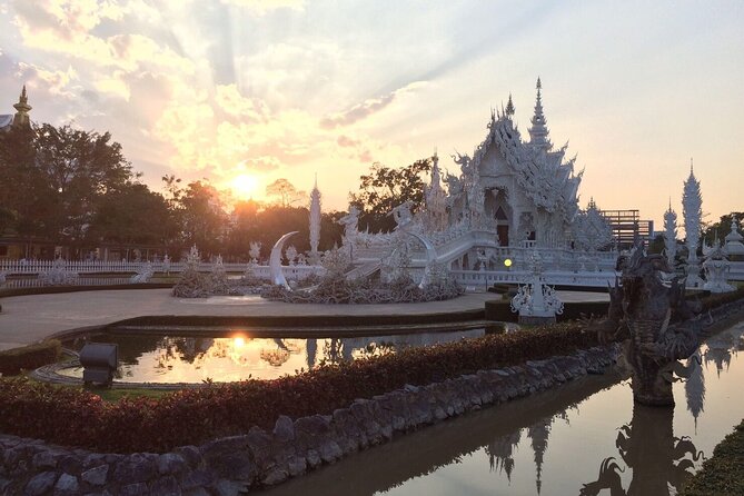 Chiang Rai and White Temple Private All-Inclusive Day-Tour - What the private format changes