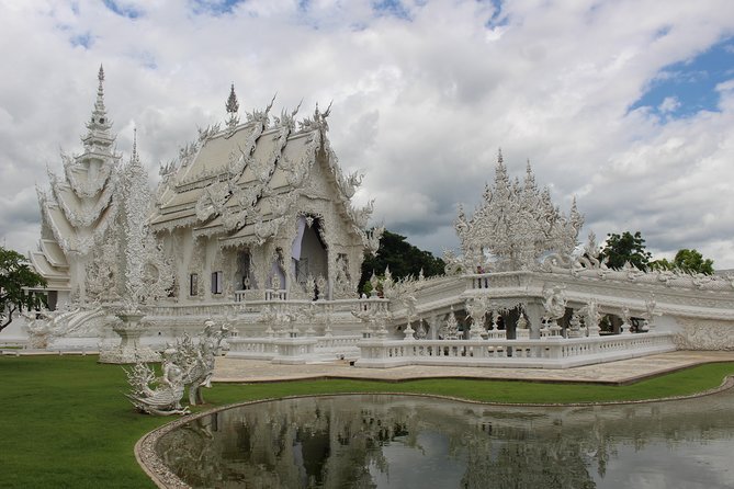 Chiang Rai Day Tour from Chiang Mai: White Temple & More w/ Lunch - The optional Longneck Karen Village needs a clear decision