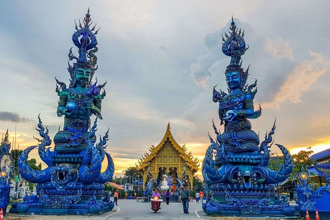 Chiang Rai Famed Temples and Golden Triangle Tour from Chiang Mai - The Karen Long Neck village needs a thoughtful approach
