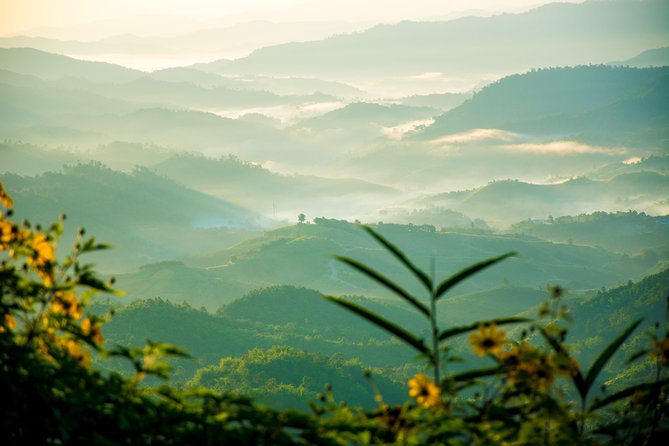 Chiang Rai, Golden Triangle and Long Neck Karen - Mae Chan and the road toward the hill communities
