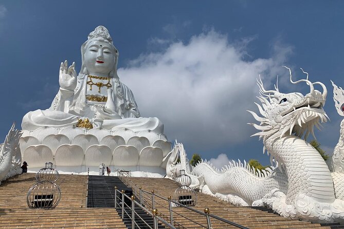 Chiang Rai Temples Day Trip from Chiang Mai - Lunch in Chiang Rai is flexible, but not included
