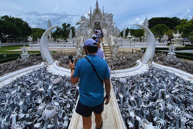 Chiang Rai Temples Tour & Golden Triangle Including Boat to Laos - Why this Chiang Rai day trip is worth the long ride