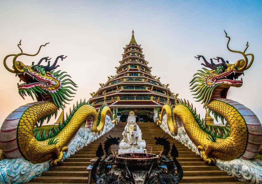 Chiang Rai White, Blue, Red 3 Temples Tour - Wat Rong Khun, the White Temple