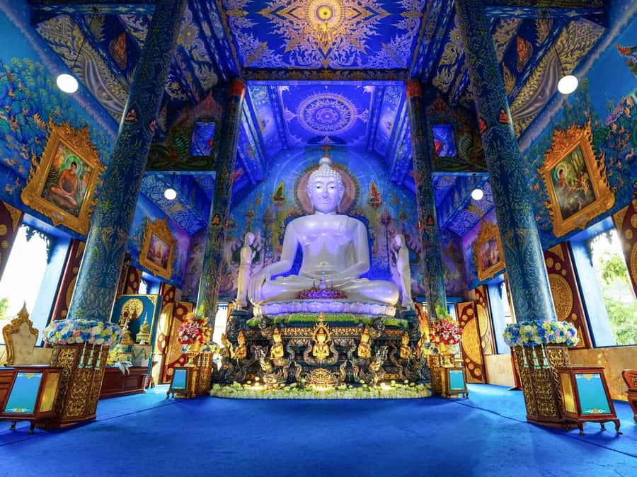 Chiang Rai White Temple and Blue Temple Day Tour - Key points at a glance