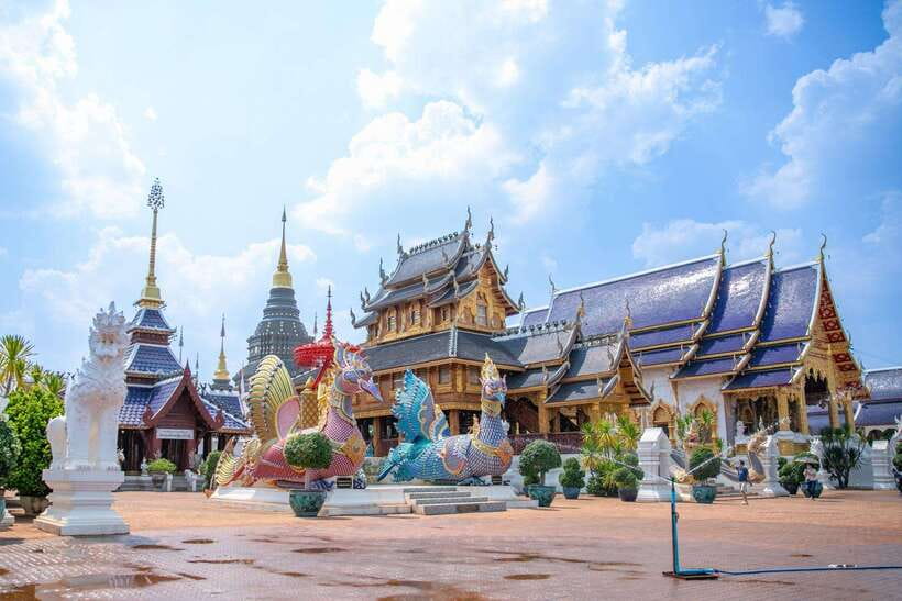 Chiangma: Wat ban den, Blue Temple & Sticky Waterfall. - Why this Chiang Mai half-day trip works
