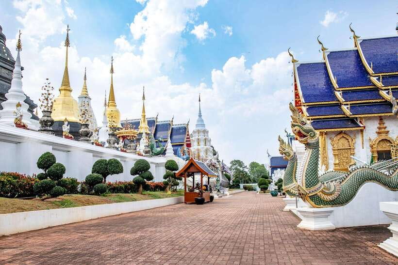 Chiangma: Wat ban den, Blue Temple & Sticky Waterfall. - Timing, comfort, and what to pack