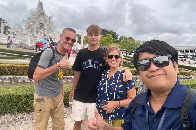 ChiangMai 1DayTour:Elephant Sanctuary,king&queen pagoda,waterfall - King and Queen Pagodas at Thailand’s highest point