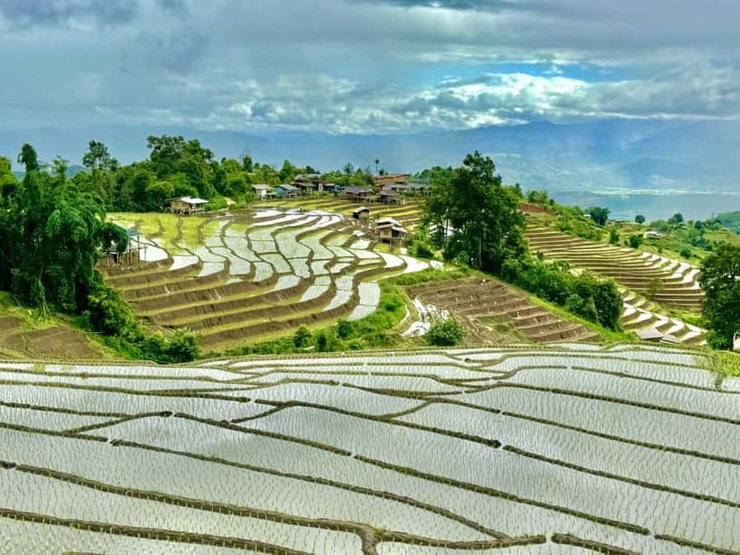 Chiangmai : Doi Inthanon unseen spot , Rice terrace & temple - Wachirathan Waterfall and the chance of a rainbow