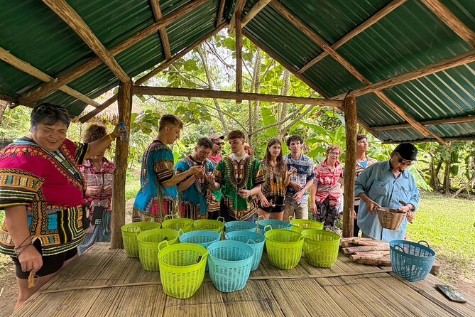 Chiangmai Half Day Visit and Wildlife Experience - Is $51.84 a fair price?