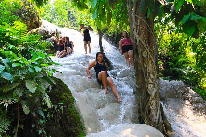 Climb Sticky Waterfall Like a Spiderman - A Short Trek Before the Water