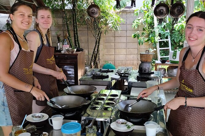 Cooking class in organic garden and local market tour ThaiCottage - Key points to know before booking