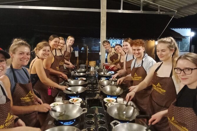 Cooking class in organic garden and local market tour ThaiCottage - Who will enjoy this Chiang Mai class?