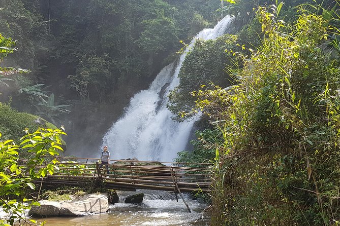Doi inthanon National Park + 2Hour Fantastic Trekking with Lunch - Lunch, coffee, and the Karen village stop