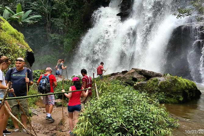 Doi Inthanon National park and 2 hours hiking with private tour - Wachiratan Waterfall and Doi Inthanon’s cool forest