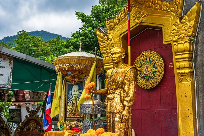 Doi Suthep and Wat Pha Lat Sunrise Private Tour – Half Day - Who should book this early temple tour?