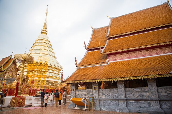 Doi Suthep and Wat Pha Lat Sunrise Tour (Small Group Only) - Why this early start works in Chiang Mai