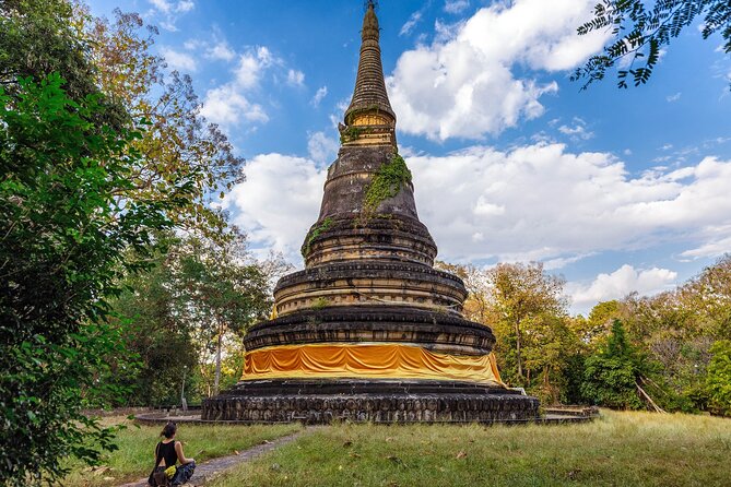 Doi Suthep and Wat Pha Lat Sunrise Tour (Small Group Only) - Wat Umong and its underground tunnels