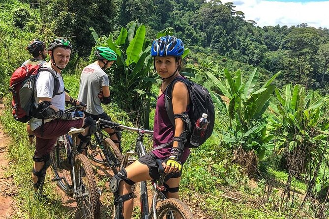 Doi Suthep National Park To Chiang Mai Beginner Downhill Mountain Biking - Getting comfortable with the bike and safety gear
