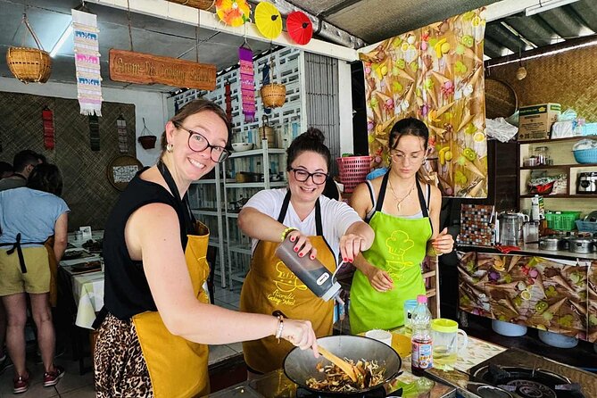 Evening Thai cooking class - Should you book the Aromdii evening class?