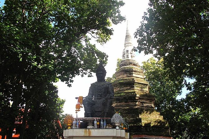 From Chiang Mai: White and Blue Temple & Golden Triangle Day Trip - The Main Risk: Pickup and Communication
