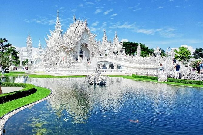 Full Day Chiang Rai 3 Temples White, Blue,Big Bhudha Temples - Why this Chiang Rai day trip takes so long