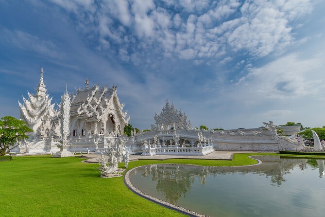 Full Day Chiang Rai 3 Temples White, Blue,Big Bhudha Temples - Wat Huay Pla Kang and the Big Buddha viewpoint