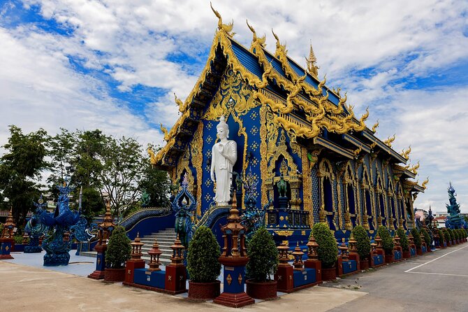 Full-Day Chiang Rai Temples Tour from Chiang Mai with Hot Spring - Mae Khachan Hot Spring: a quick first stop